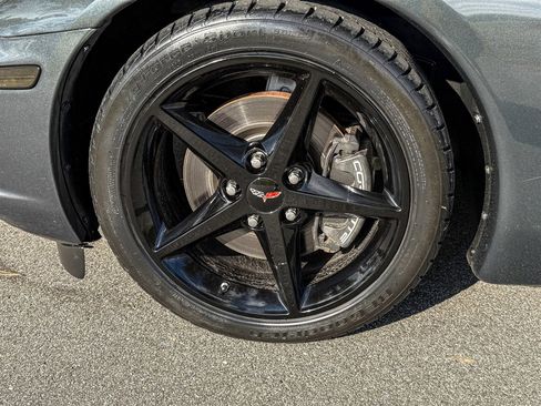 Used 2013 Chevrolet Corvette Convertible image 20