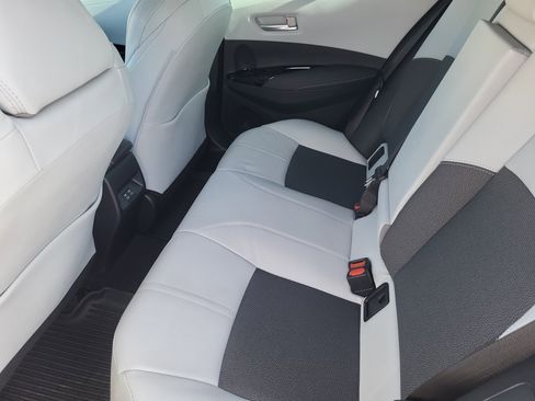 Certified 2025 Toyota Corolla XSE image 21