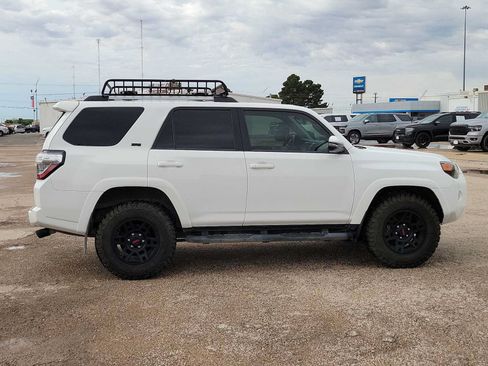 Used 2023 Toyota 4Runner SR5 Premium w/ Moonroof Package AWD/4WD image 9