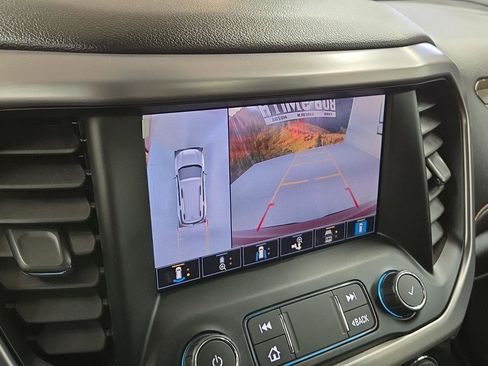 Used 2021 GMC Acadia AT4 w/ Technology Package image 12