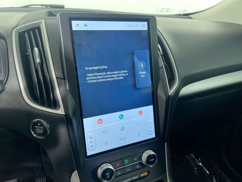 Used 2022 Ford Edge SE w/ Black Appearance Package image 27