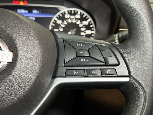 Used 2025 Nissan Altima 2.5 SV FWD image 26