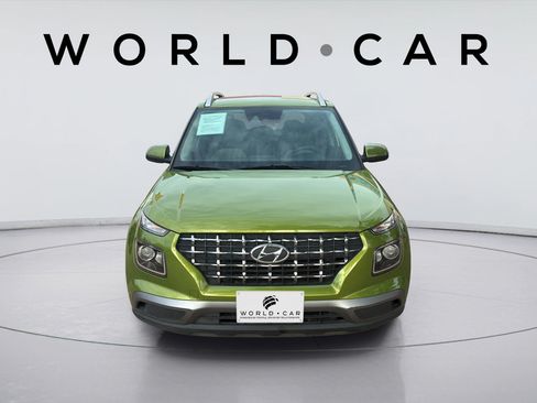 Used 2020 Hyundai Venue SEL FWD image 15