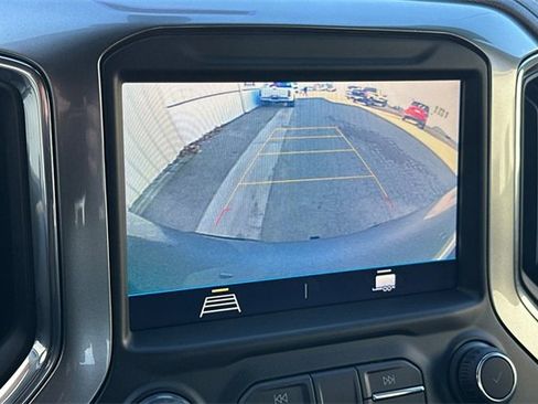 Used 2021 Chevrolet Silverado 1500 RST image 21