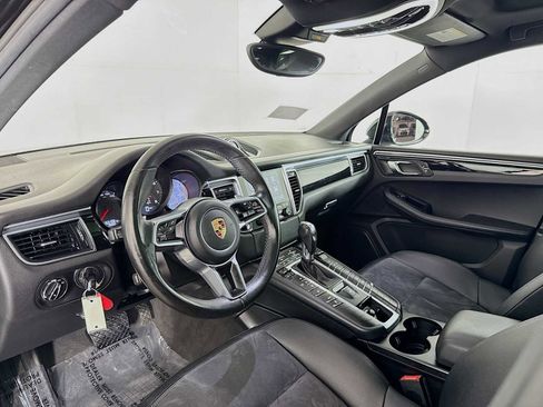 Used 2017 Porsche Macan image 9