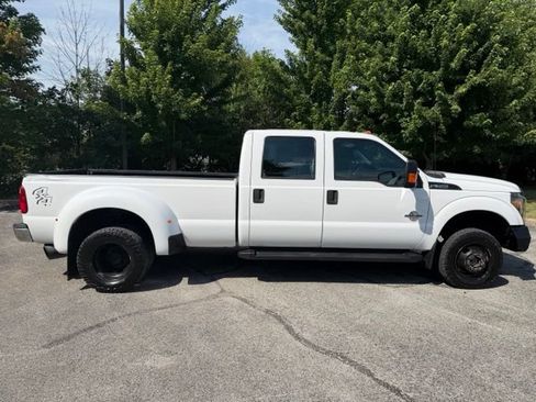 Used 2015 Ford F350 XL w/ Power Equipment Group AWD/4WD image 2