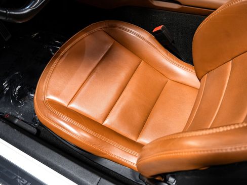 Used 2015 Chevrolet Corvette Z06 w/ 3LZ Preferred Equipment Group image 20