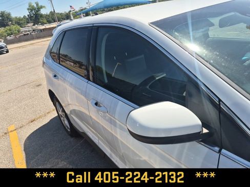 Used 2024 Ford Edge SEL AWD/4WD image 24