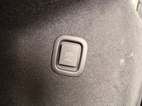 Used 2025 Honda Passport EX-L image 30