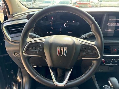 Used 2025 Buick Encore GX Preferred AWD/4WD image 24