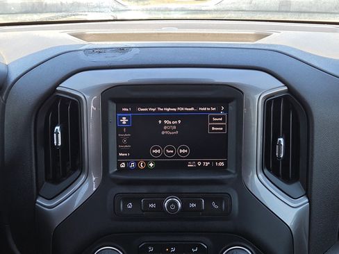 Used 2023 Chevrolet Silverado 1500 Custom Trail Boss image 17