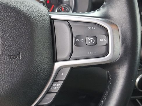 Used 2022 RAM 1500 Big Horn AWD/4WD image 34