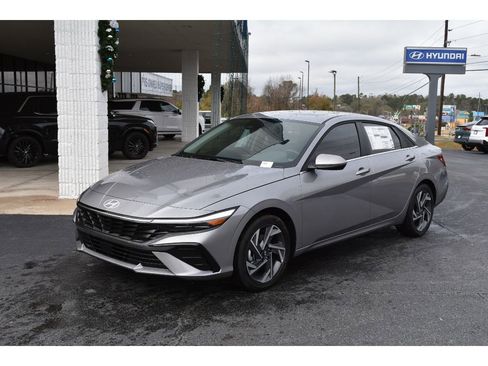 New 2026 Hyundai Elantra Limited image 1