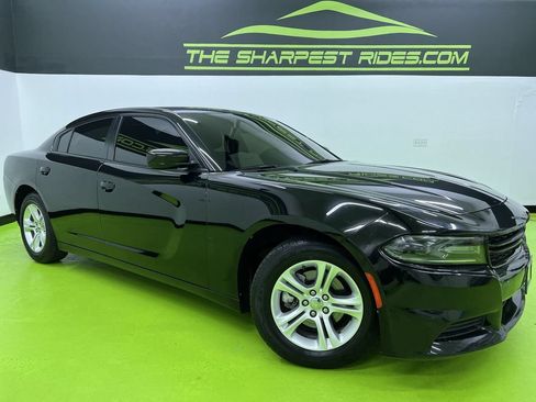 Used 2021 Dodge Charger SXT w/ Leather Interior Group RWD image 1