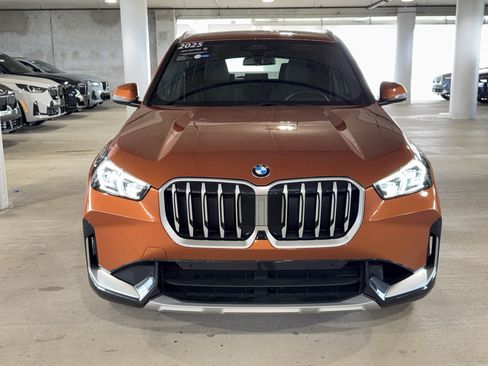 Certified 2025 BMW X1 xDrive28i AWD/4WD image 3