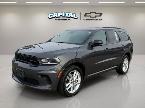 Used 2024 Dodge Durango GT image 1