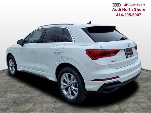 Certified 2023 Audi Q3 2.0T Premium w/ Convenience Package AWD/4WD image 4