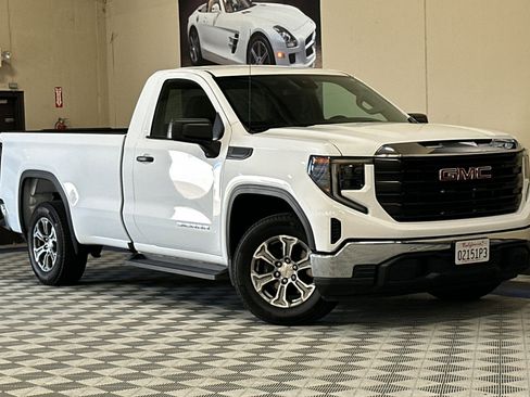 Used 2022 GMC Sierra 1500 Pro w/ Pro Value Package image 2