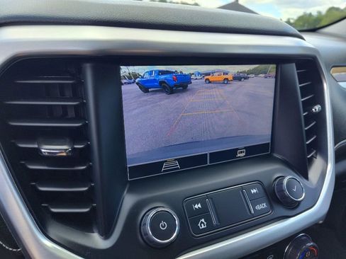 Used 2023 GMC Acadia SLE w/ Driver Convenience Package image 23