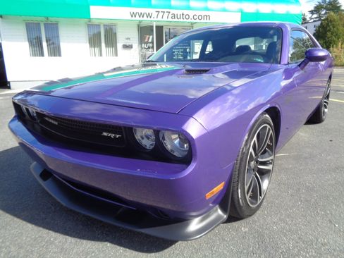 Used 2013 Dodge Challenger SRT8 Core image 14