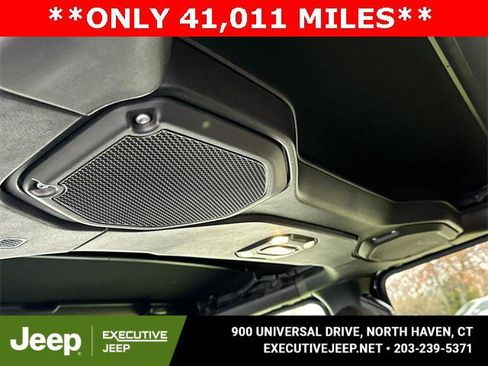 Certified 2021 Jeep Gladiator Willys image 22