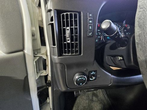 Used 2011 Chevrolet Express 3500 LT w/ LT Preferred Equipment Group image 14