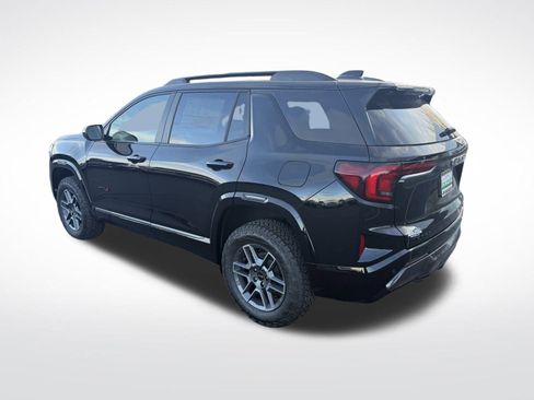 New 2026 GMC Terrain AT4 w/ LPO, Black Badging Package AWD/4WD image 17