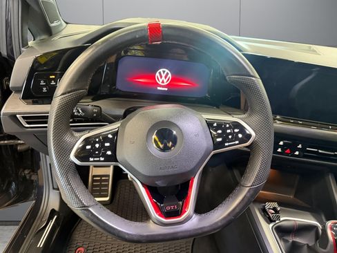 Used 2022 Volkswagen GTI SE FWD image 13