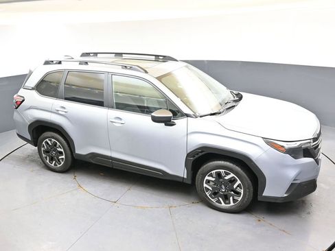 Certified 2025 Subaru Forester Premium AWD/4WD image 43