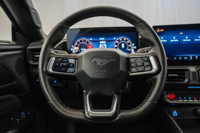 Used 2025 Ford Mustang Coupe RWD image 44