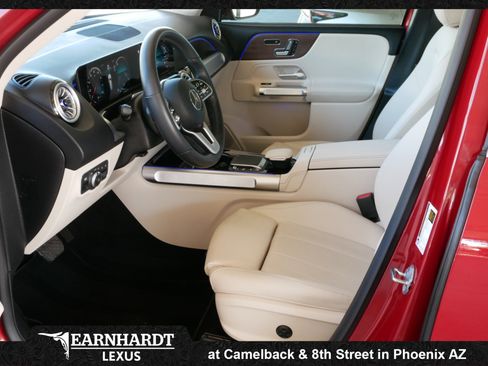 Used 2023 Mercedes-Benz GLB 250 4MATIC image 4
