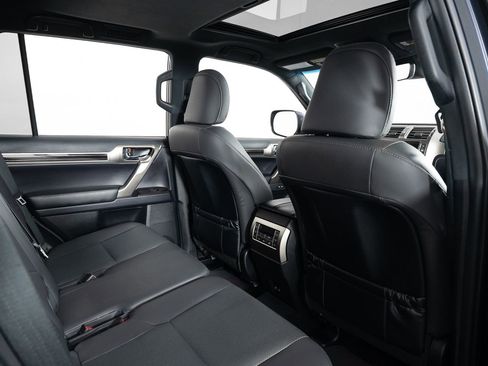 Used 2021 Lexus GX 460 Premium w/ Premium Package image 23