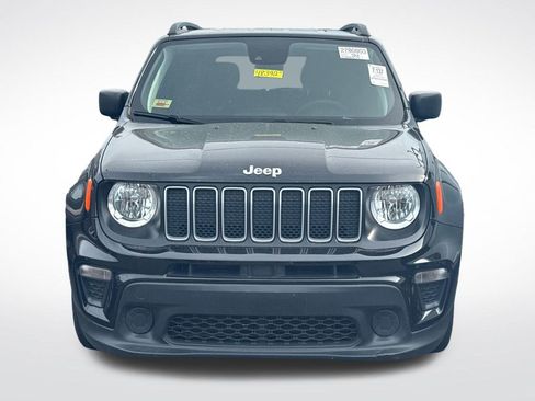 Used 2022 Jeep Renegade Sport w/ Sport Appearance Group FWD image 3