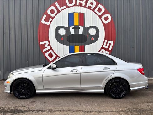 Used 2012 Mercedes-Benz C 300 4MATIC Sedan image 6