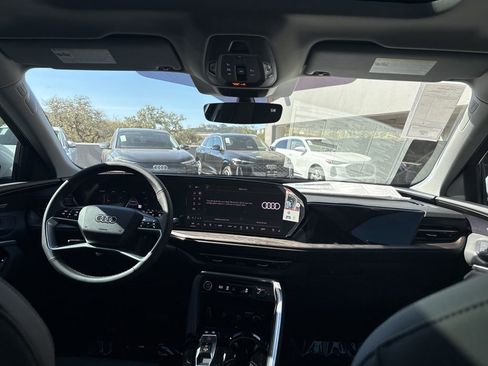 New 2025 Audi Q5 2.0T Premium Plus image 15