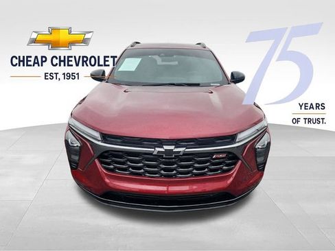 Used 2025 Chevrolet Trax RS w/ Driver Confidence Package FWD image 9