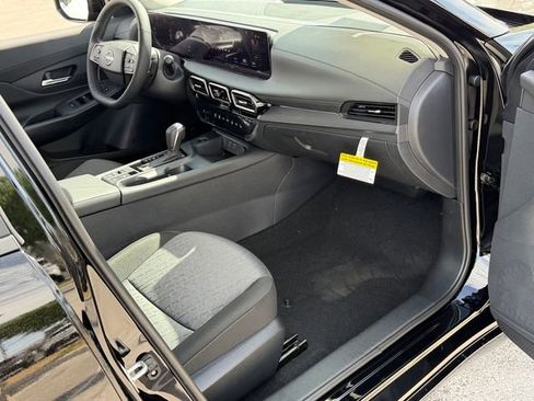 New 2026 Nissan Sentra SV FWD image 25