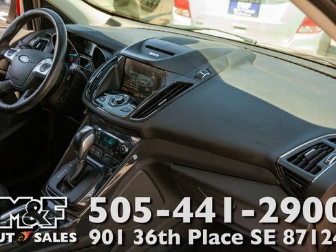 Used 2015 Ford Escape Titanium FWD image 11