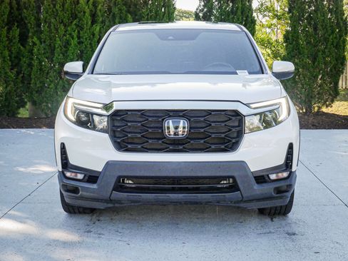 Used 2023 Honda Passport EX-L image 3