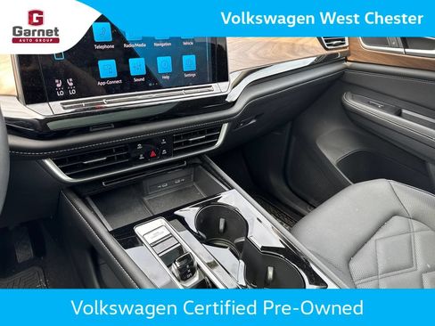 Used 2024 Volkswagen Atlas SE w/ Panoramic Sunroof Package AWD/4WD image 15