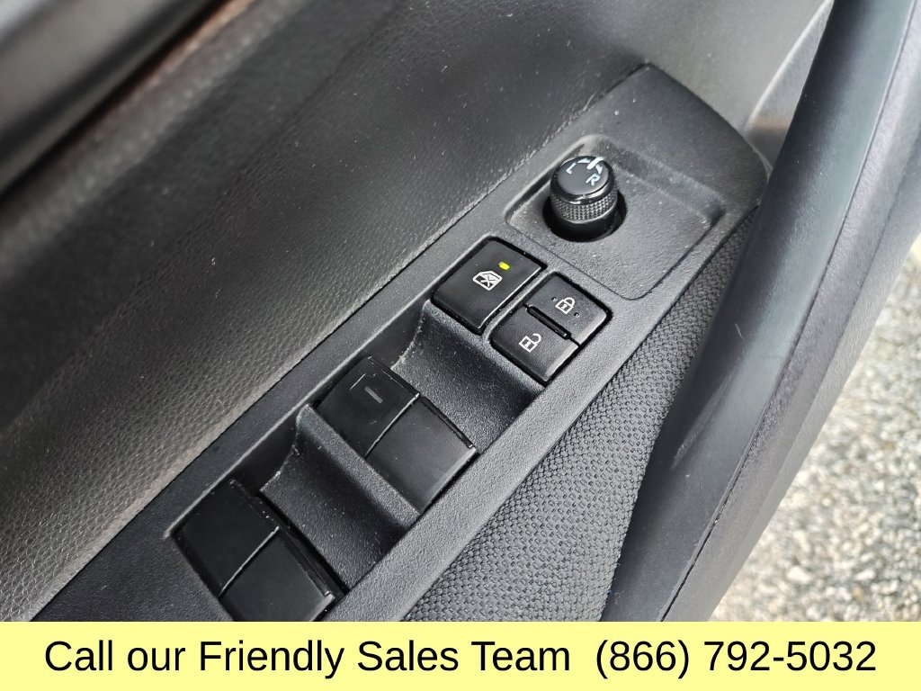 Used 2024 Toyota Corolla LE FWD image 12