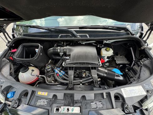 Used 2022 Mercedes-Benz Sprinter 3500 image 28