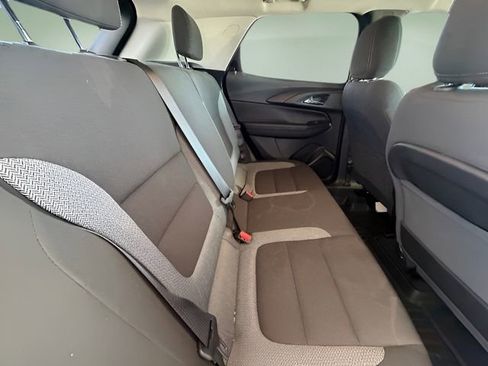 Used 2023 Chevrolet TrailBlazer LT image 28