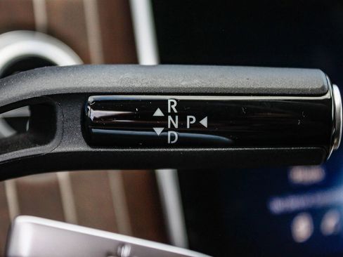 Used 2024 Mercedes-Benz E 450 4MATIC Sedan image 18