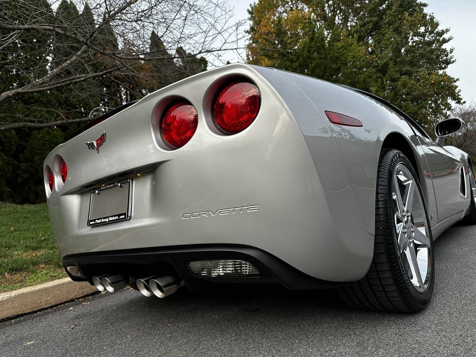 Used 2007 Chevrolet Corvette Convertible w/ Preferred Equipment Group RWD image 44