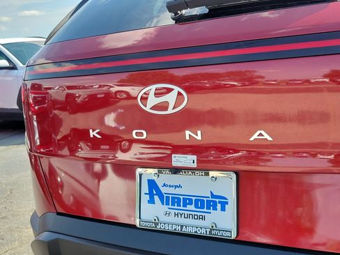 Used 2024 Hyundai Kona SEL FWD image 6