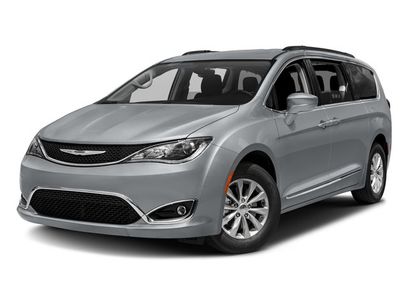 Certified 2017 Chrysler Pacifica Limited w/ UConnect Theater Package