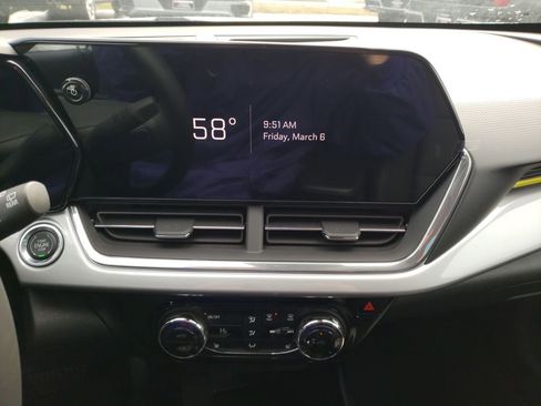 New 2026 Chevrolet Trax LT w/ Driver Confidence Package image 16