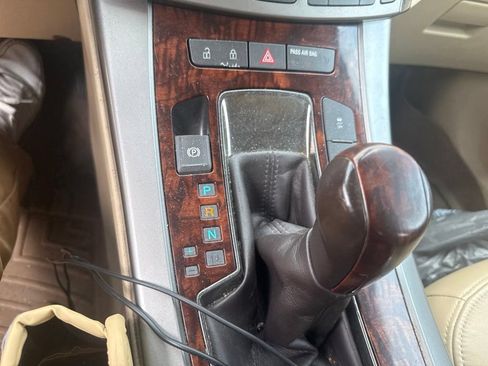 Used 2013 Buick LaCrosse Leather FWD image 7