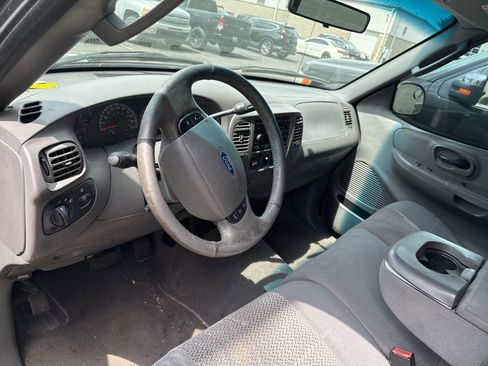 Used 2003 Ford F150 2WD Regular Cab image 12